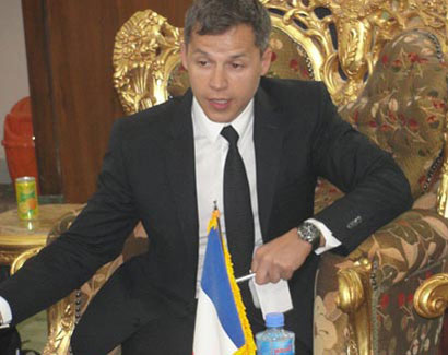 السفير الفرنسي في العراق: إن منع ارتداء النقاب في فرنسا لدواعي أمنية ولايمثل ذلك مساسا بالإسلام