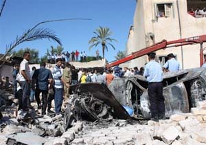 مقتل 100 على الأقل في تحطم طائرة ليبية قبيل هبوطها في طرابلس ونجاة طفل هولندي بالثامنة من عمره