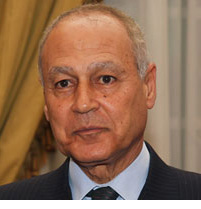 اول سفير للعراق في مصر بعد انقطاع طويل يسلم اوراق اعتماده