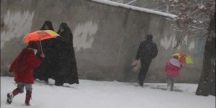 الثلوج تقتل 7 إيرانيين