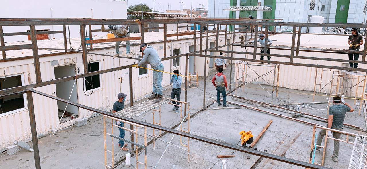 بالصور:العتبة الحسينية تشرع ببناء مستشفى ميداني داخل مستشفى الحكيم العام بمحافظة النجف للمصابين بكورونا