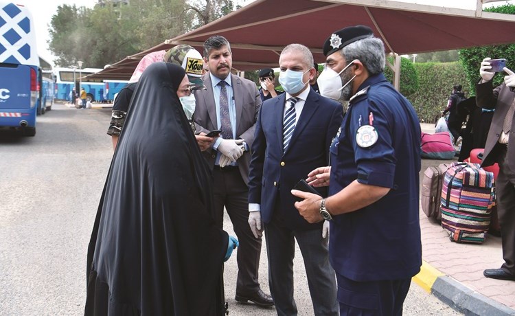 سفارة العراق بالكويت سيّرت الرحلة الثانية للعراقيين العالقين بالكويت