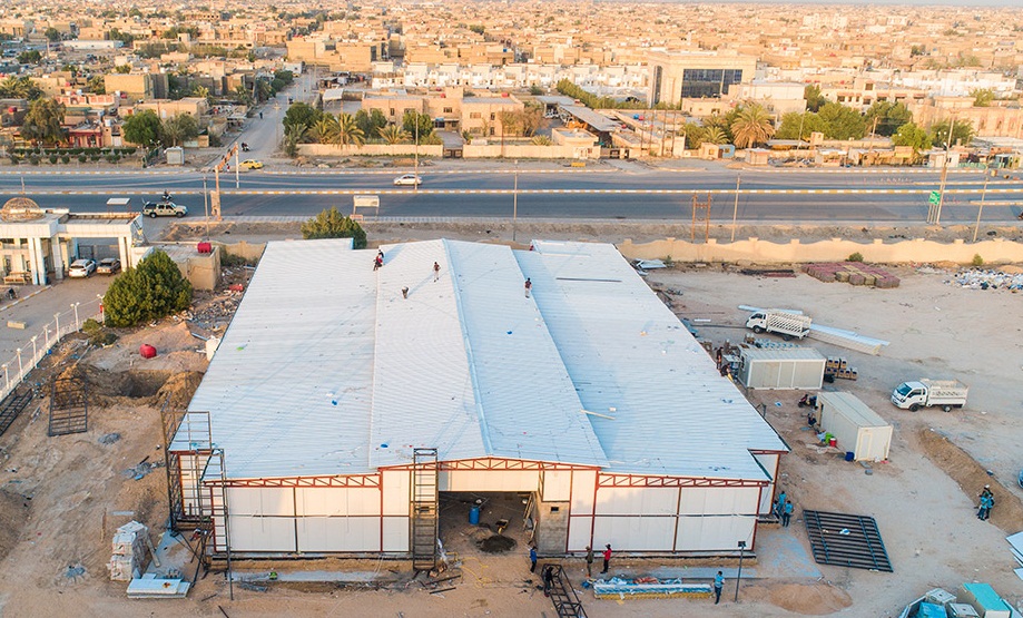 الكوادر الفنية والهندسية بالعتبة الحسينية تنجز مشفى 100 سرير للمصابين بكورونا في ذ ي قار(فيديو)