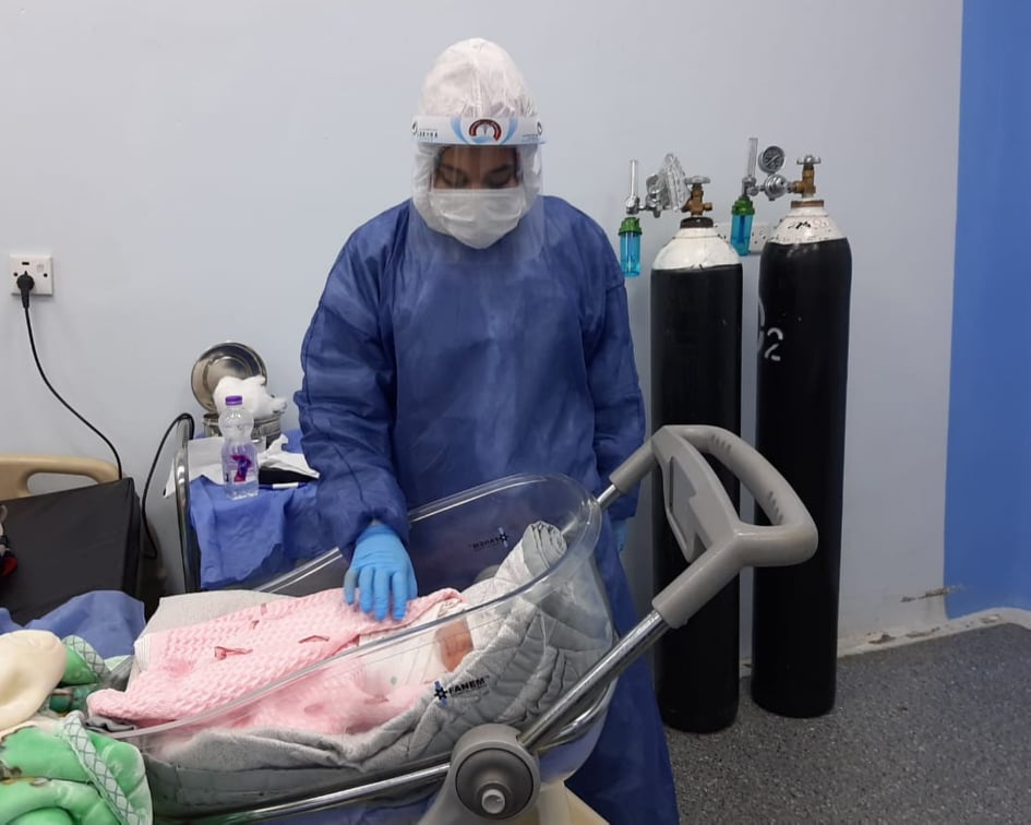 نجاح ثاني عملية ولادة قيصرية لأم مُصابة بفيروس كُورونا بكربلاء