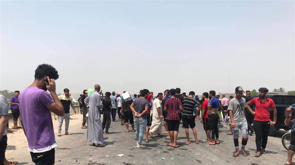 في بابل.. قطع طريق رئيسي والمئات يتوجهون للمحكمة لرفع دعوى على مسؤولي المحافظة