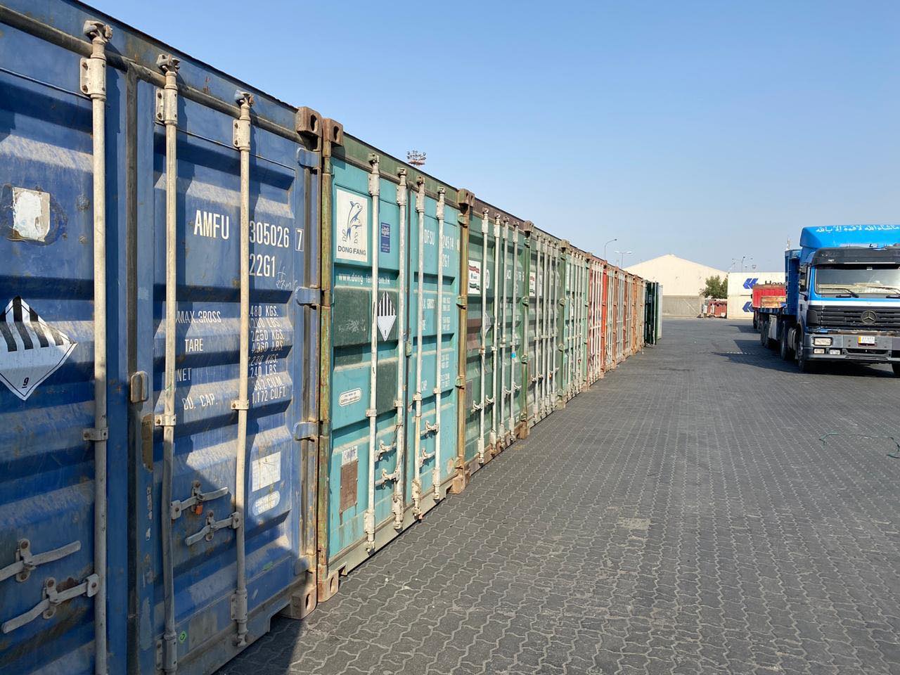 تجنبا للمخاطر تخليص ١٦ حاوية مواد كيمياوية لصالح وزارة الكهرباء  في مركز كمرك ام قصر الجنوبي