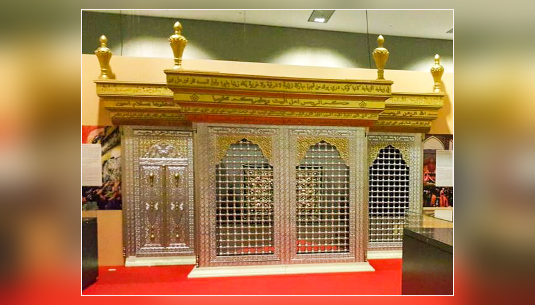 احياء لذكرى استشهاده :شباك مرقد الامام الحسين (ع) يطوف في اشهر شوارع لندن يوم عاشوراء