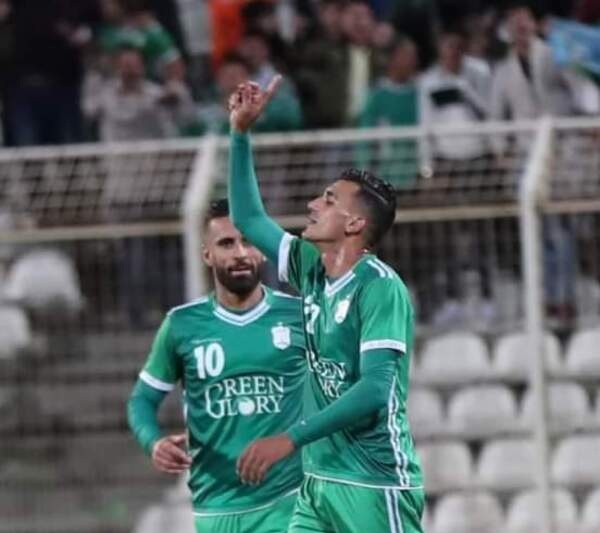 الطلبة يتفاوض لضم افضل لاعب لبناني بفريقه