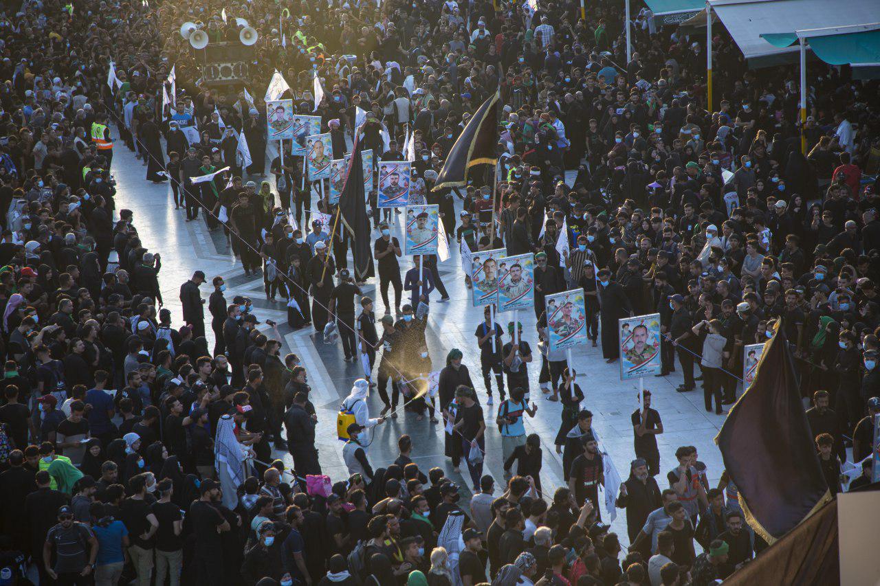 بالصور .. شهداء الحشد الشعبي يشاركون في زيارة الاربعين في كربلاء المقدسة