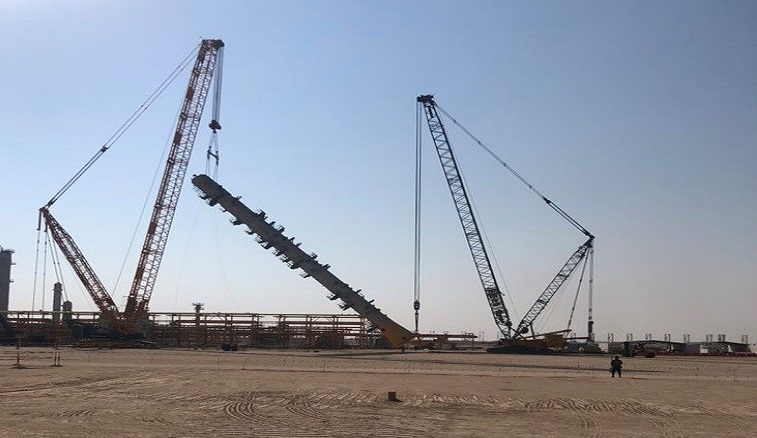 الكاظمي يصل البصرة ويفتتح البرج الأضخم بصناعة الغاز