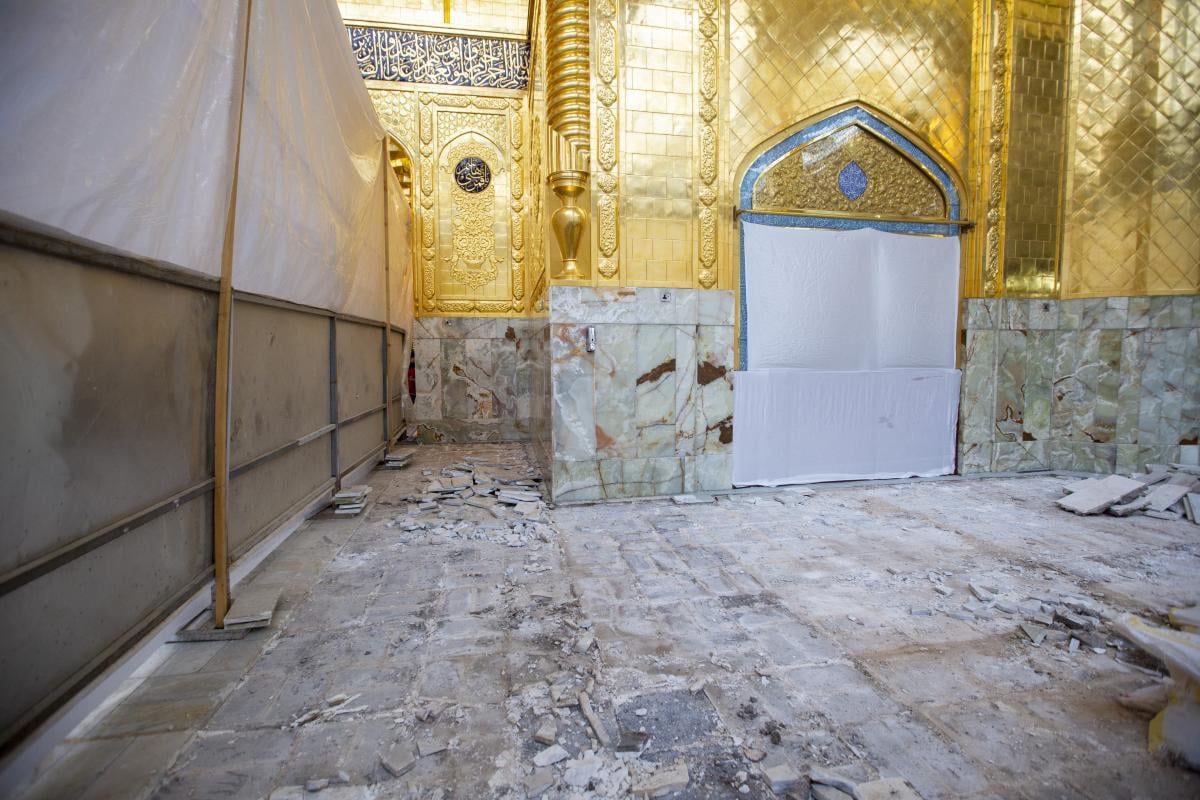 بالصور:شاهد ما يجري داخل مرقد ابي الفضل العباس عليه السلام