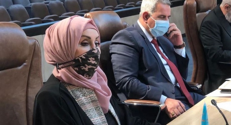 المالية النيابية: نسعى لتقليل آثار تغيير سعر الصرف عبر هذه الخطوة