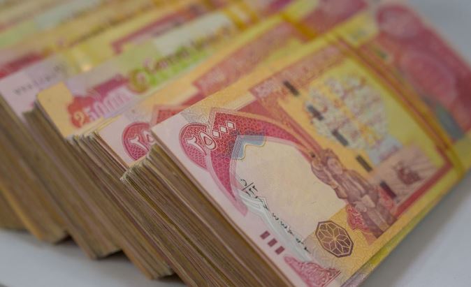 المالية النيابية: الرواتب مؤمنة للشهرين المقبلين لعدم ارتباطها بالموازنة