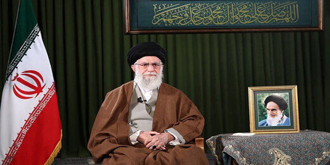 مرشد ايران الاعلى السيد علي الخامنئي:إيران “غير متلهفة” لعودة الولايات المتحدة إلى الاتفاق النووي