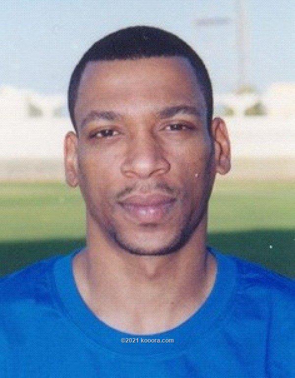 وفاة نجم البحرين فيصل عبد العزيز