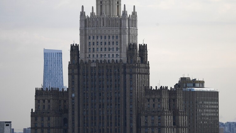 روسيا تستدعي سفيرها من واشنطن للتشاور