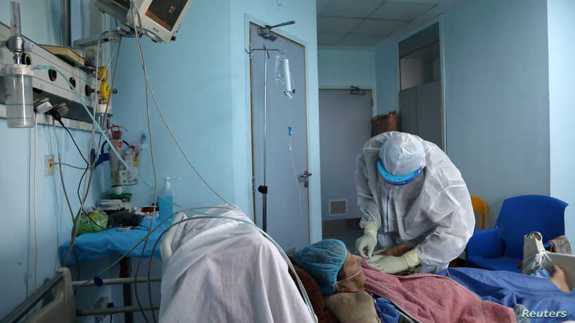 الأردن.. وفاة رجل "بعد 10 دقائق" من تلقي جرعة اللقاح الثانية