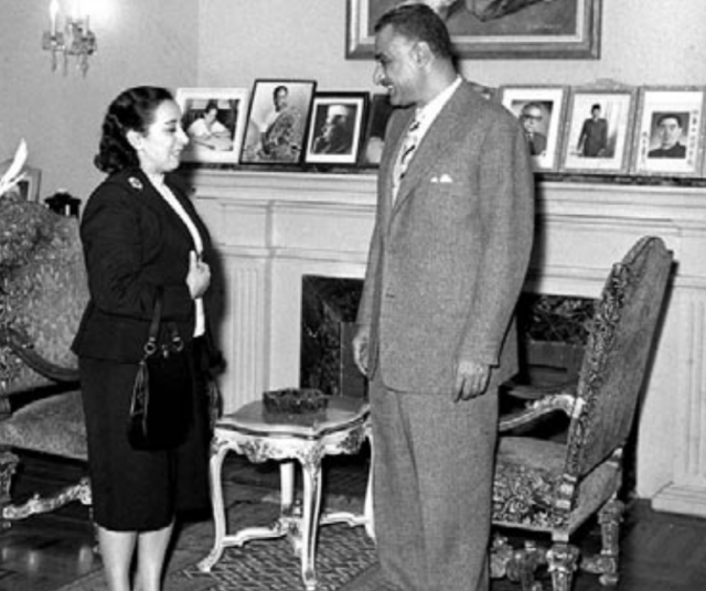 ناقد: جمال عبدالناصر أهدى نازك الملائكة شقة في حدائق القبة.. وماتت بها مكتئبة بسبب «الذكورية