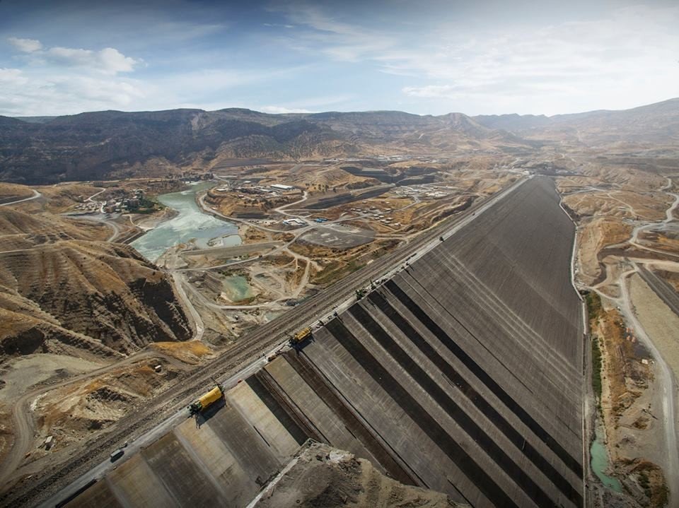 الموارد تصدر توضيحاً بعد افتتاح سد أليسو