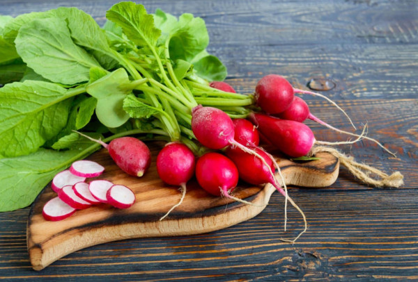 تعرف على الفوائد المذهلة للفجل