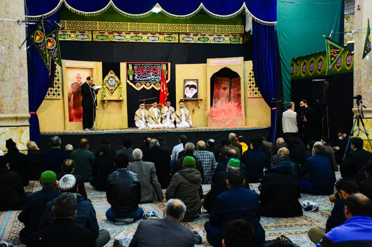 مواهب قرآنية من العتبة الحسينية تبهر الجماهير الإيرانية