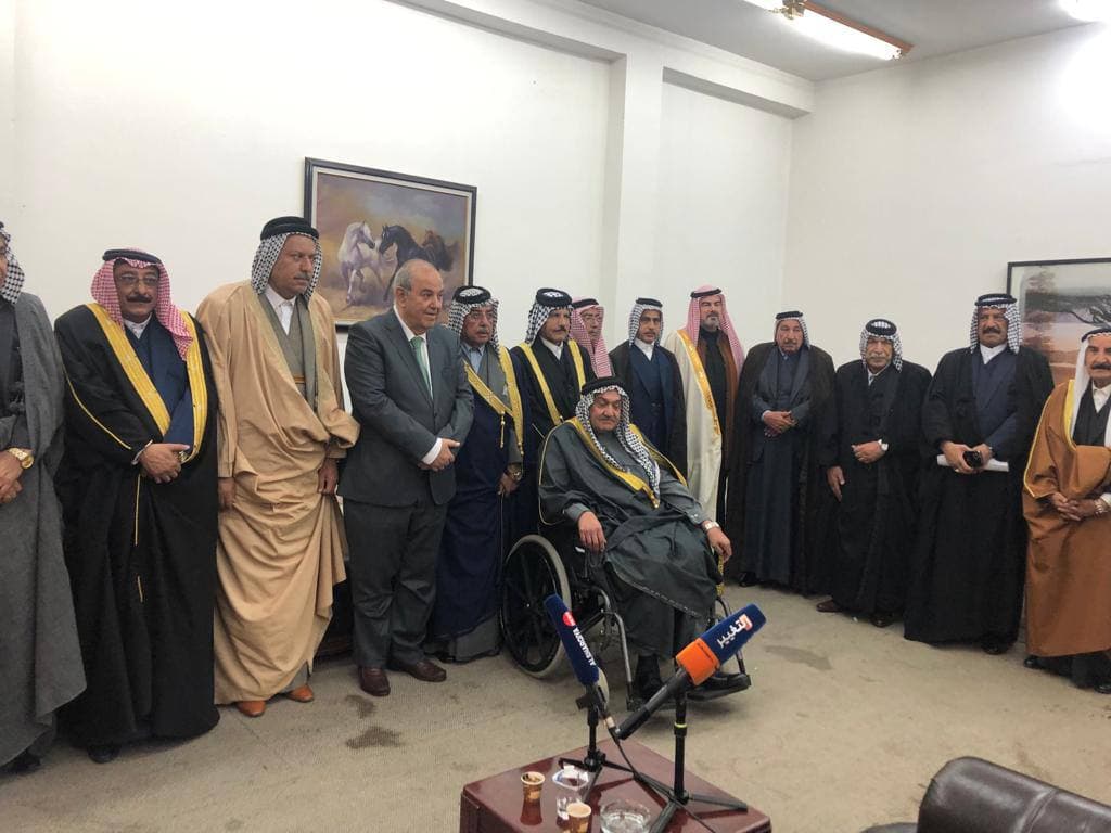 زعماء قبائل العراق يلتقون بالدكتور اياد علاوي لجمع الاطراف السياسية المتخاصمة وتغليب لغة الحوار