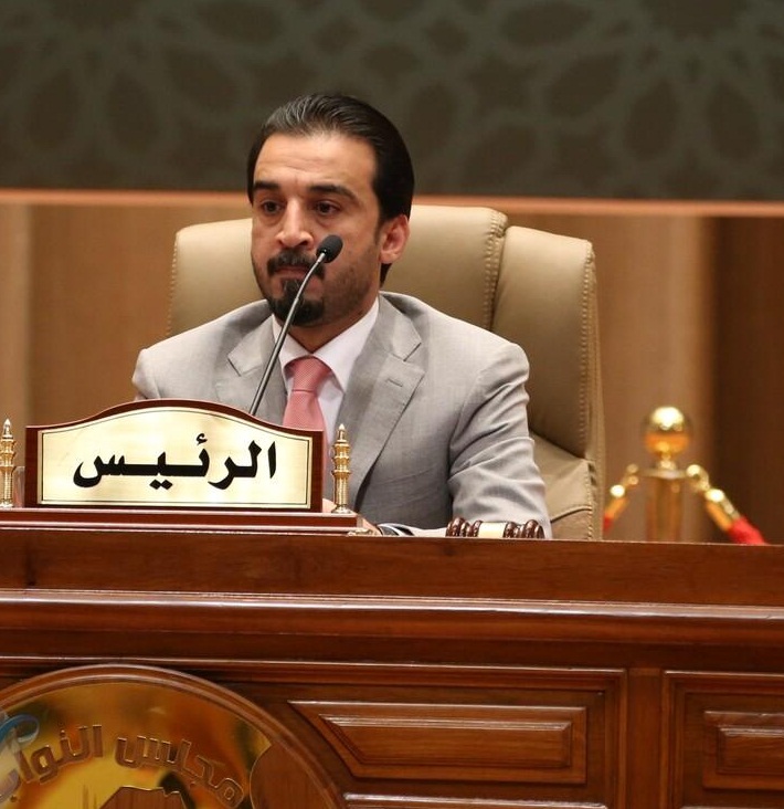 مجلس النواب يعقد جلسته الاعتيادية برئاسة الحلبوسي وارع نواب يؤدون اليمين الدستوري