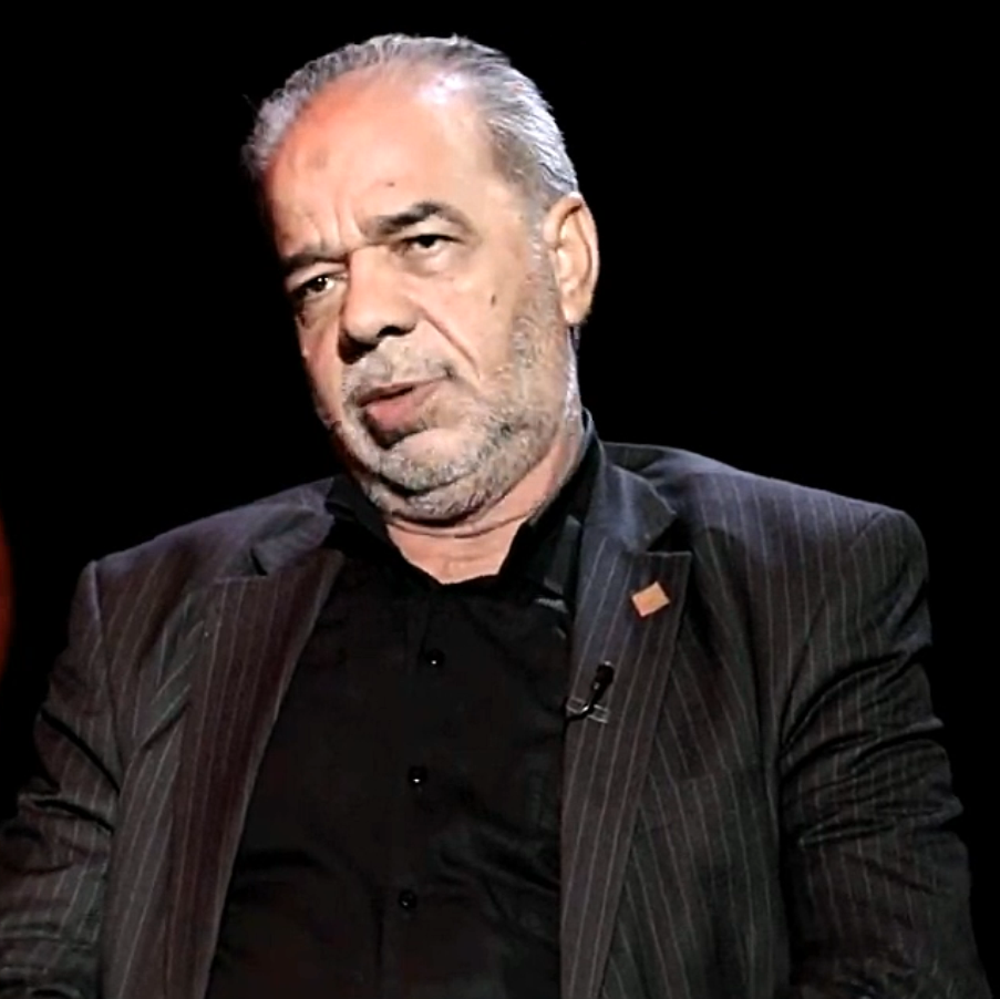 جشوبة العيش دأبه وجلب الغنى للرعية حسبه