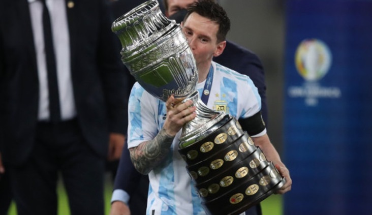 ميسي يردّ على الصحافة التي نعتته بـ"الفاشل"!