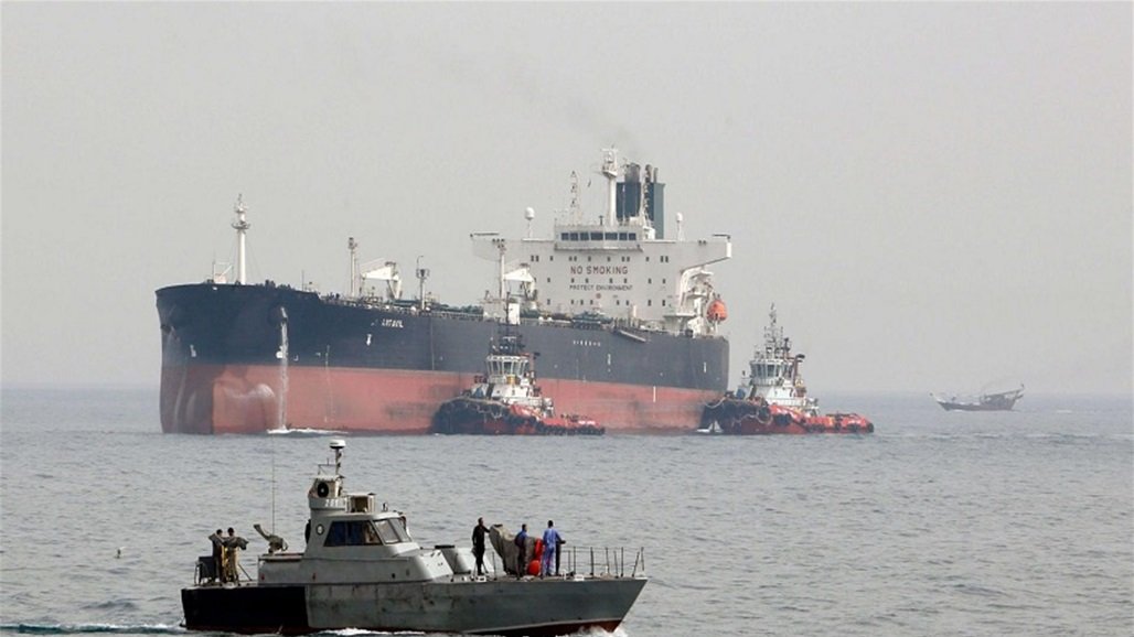 اليونان تحتجر سفينة ايرانية