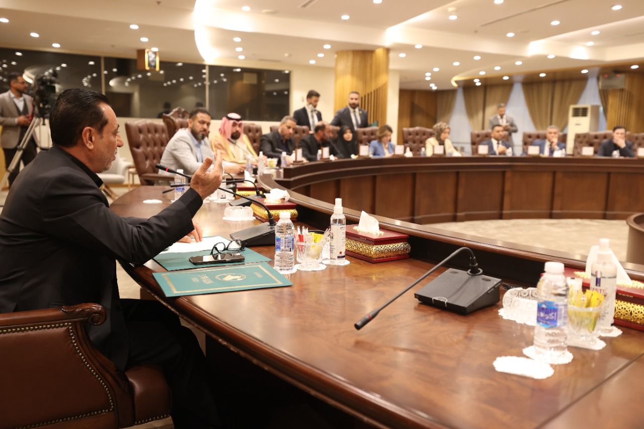 الزاملي: عمليات تهريب المشتقات النفطية تصل كمياتها لنصف حجم المصدر الفعلي !!