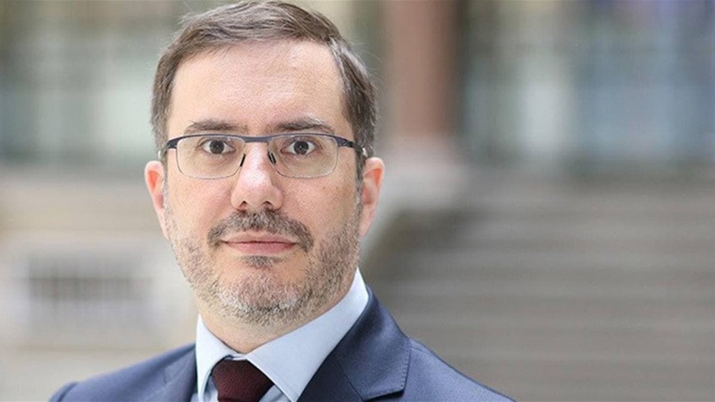 السفير البريطاني في العراق يعلق على الاحداث الأخيرة: نرحب بالحوار
