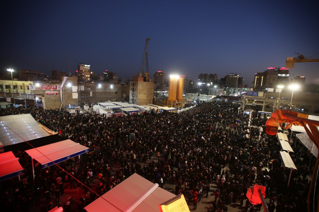 كربلاء:صور من زيارة الاربعين فجرا