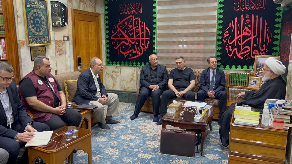 بالصور:السفير الفرنسي يلتقي بممثل المرجع السيستاني في كربلاء ويصف زيارة الاربعين باكبر حشد مليوني بالعالم