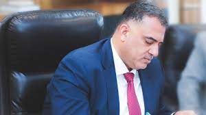 الداخلية تصدر توضيحا بشأن تجميد عمل وكيلها لشؤون الاستخبارات