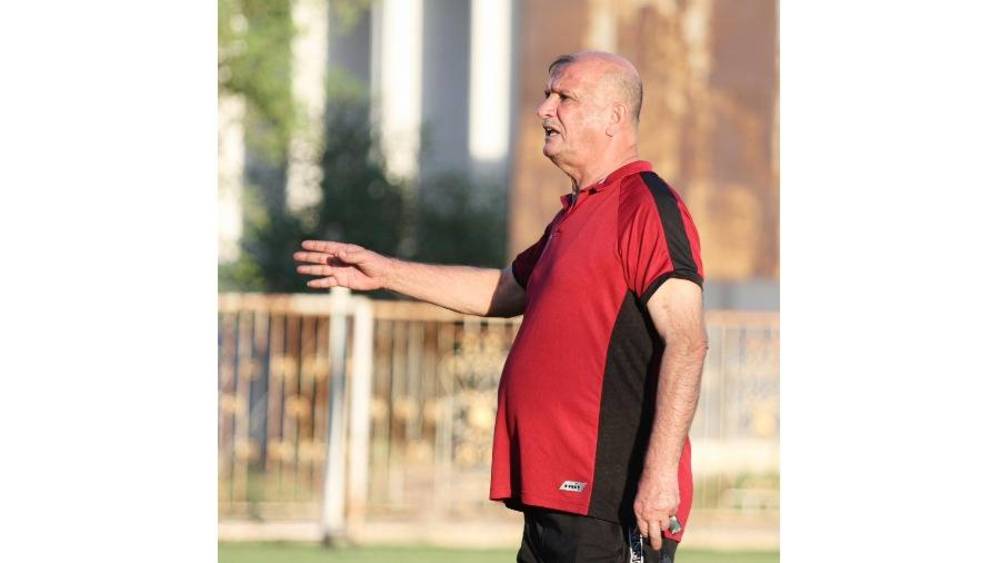 استقالة ثائر أحمد من تدريب الطلبة