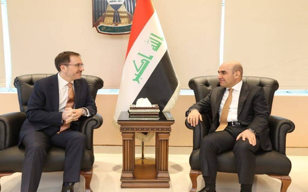 العراق وبريطانيا يبحثان إمكانية تنفيذ مشروع تحلية ماء البصرة