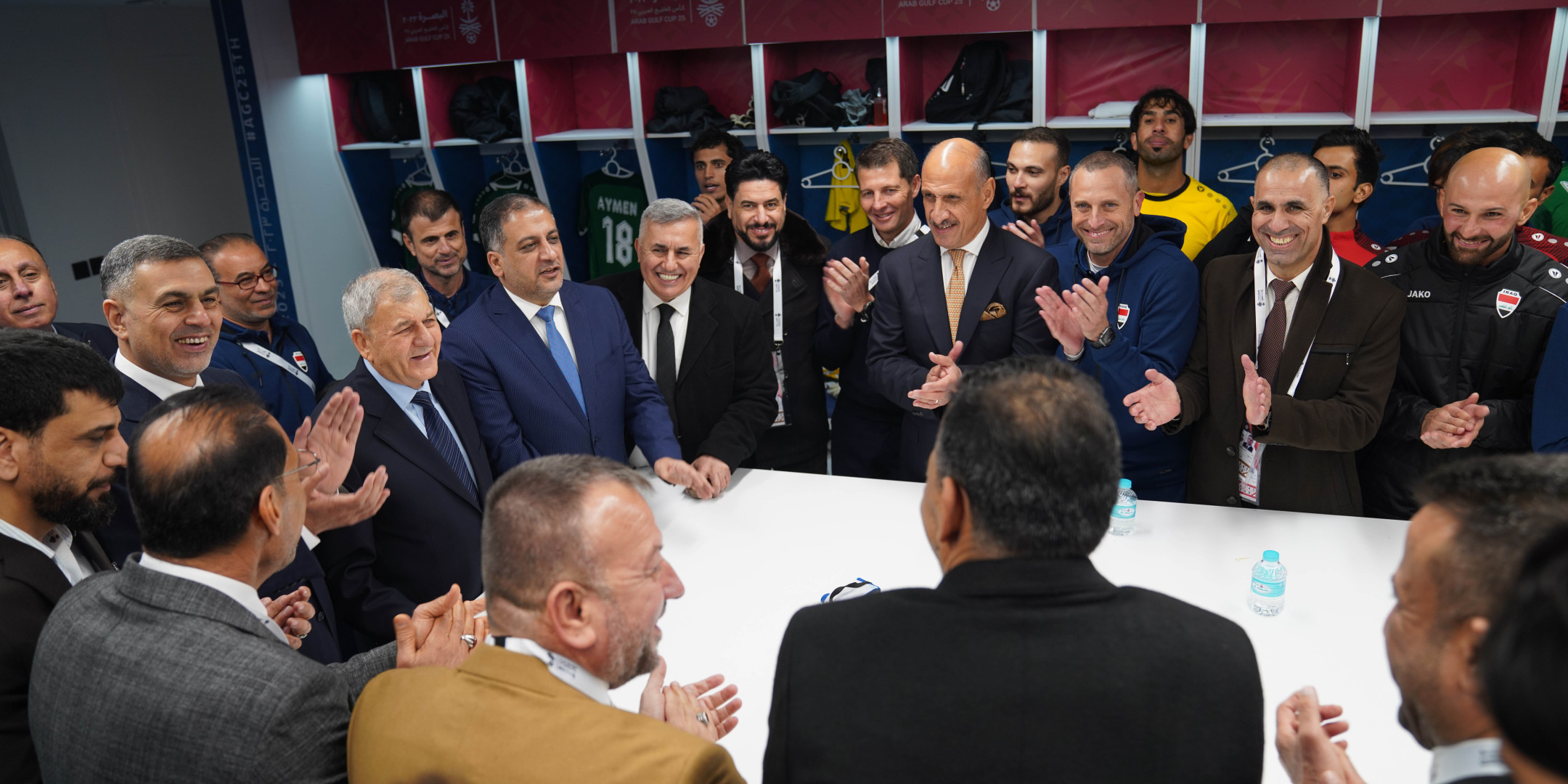 رئيس الجمهورية يكرم منتخب كرة القدم المشارك بخليجي 25 :فوزكم افرحنا