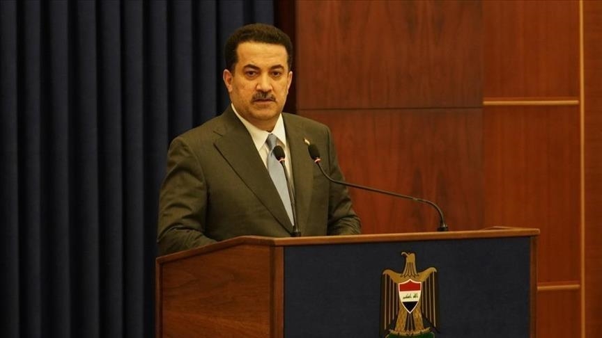 السوداني يطالب "فيفا" برفع الحظر عن ملاعب العراق