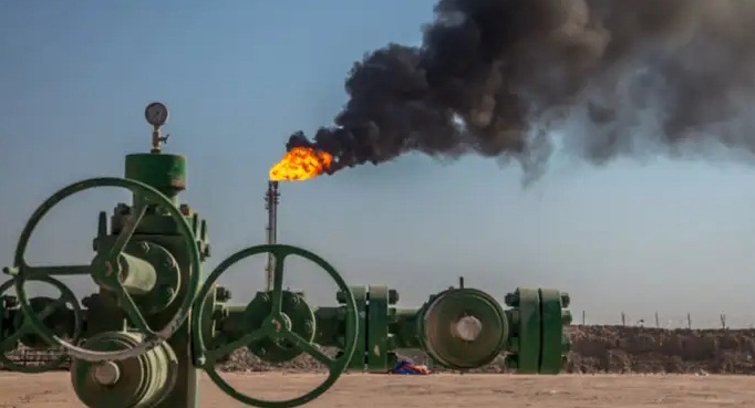 خام البصرة الخفيف يقترب من الـ83 دولارا للبرميل