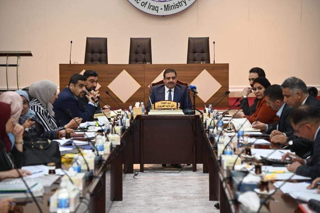 وزير التجارة يترأس اجتماعا لمناقشة تقديرات  تخصيصات السلة الغذائية والحبوب ودعم محصول الحنطة