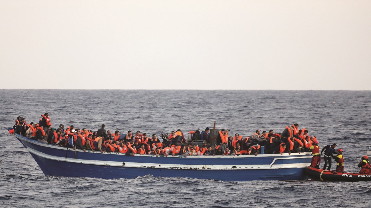 انتشال 29 جثة إثر غرق مراكب مهاجرين قبالة تونس