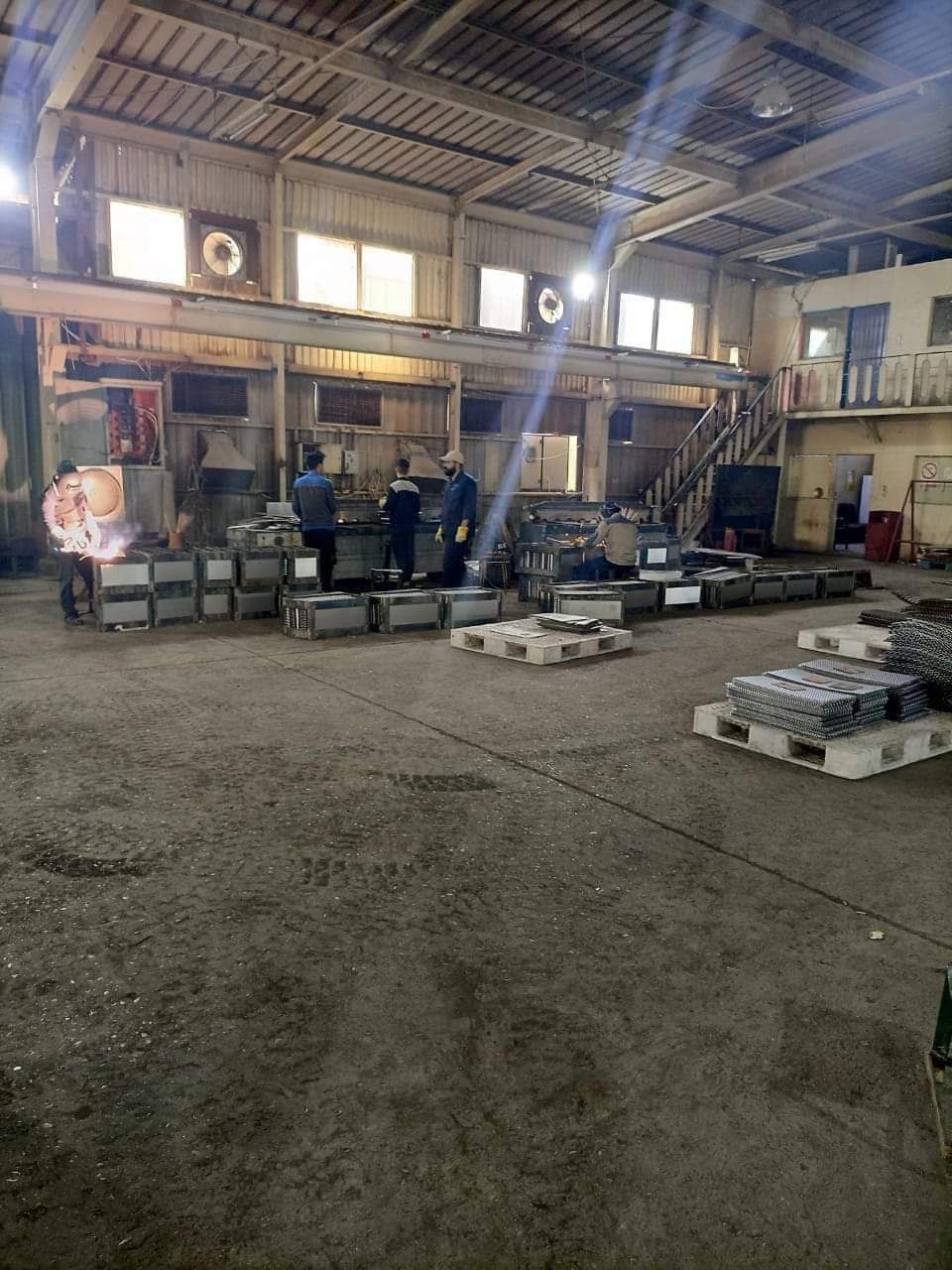 الكهرباء: ملاكاتنا صنعت (1666) سلة لمسخنات الهواء الدوارة