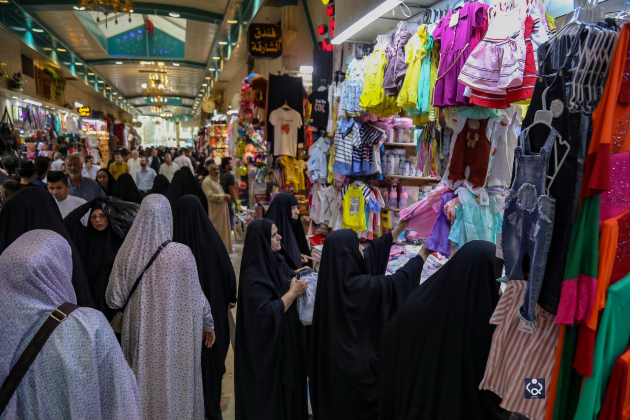 شاهد بالصور :اخر ليلة من شهر رمضان المبارك  "قبل العيد" في اسواق كربلاء المقدسة