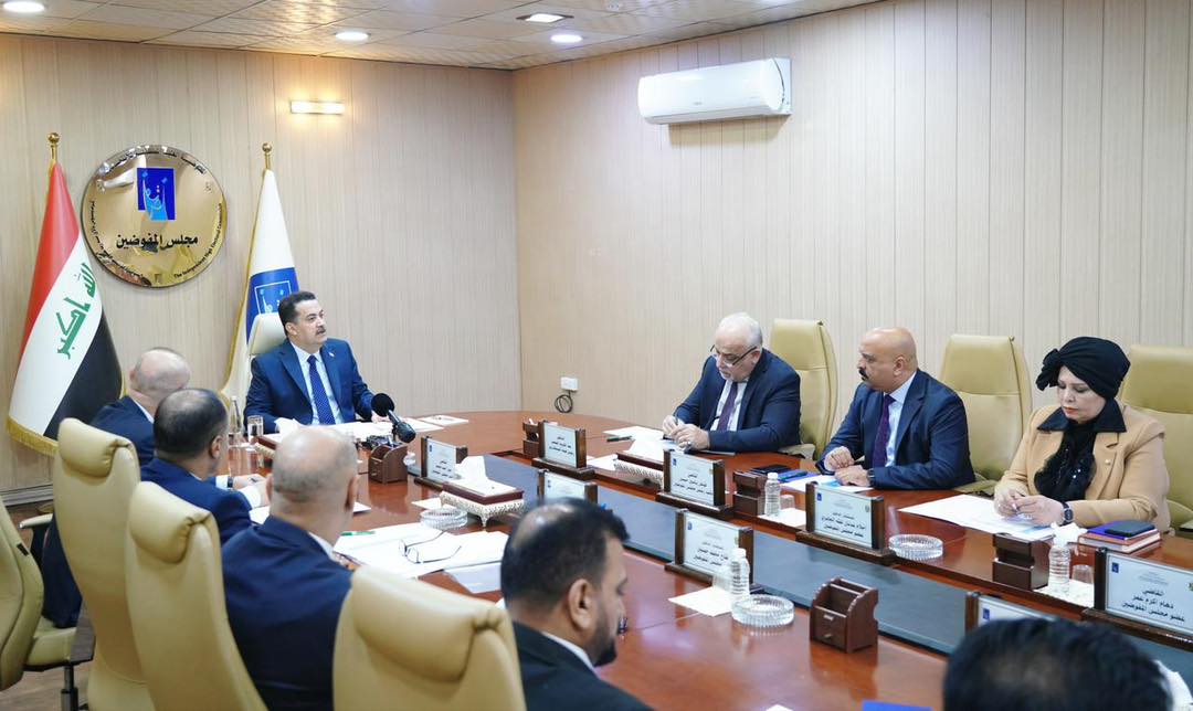 السوداني يزور المفوّضية العليا المستقلّة للانتخابات ويعقد اجتماعاً مع مجلس المفوّضين