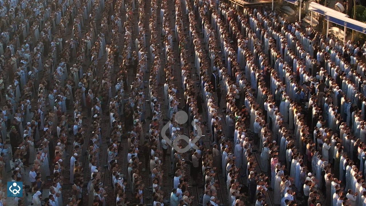 وصفها بالإلحاد والمثلية والمخدرات خطيب صلاة العيد في كربلاء: نعيش في فتن كثيرة تستهدف الشباب صور و(فيديو)