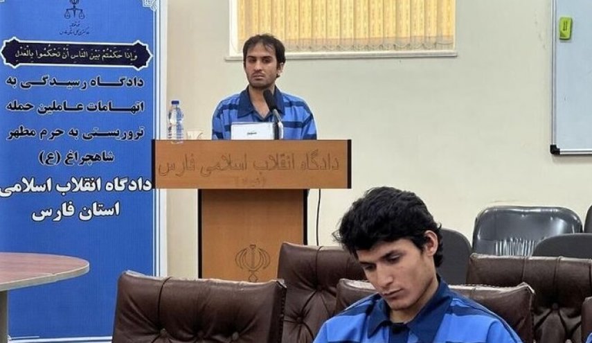 إيران تنفذ حكم الاعدام شنقا  باثنين من المتهمين في هجوم على مرقد ديني في شبراز