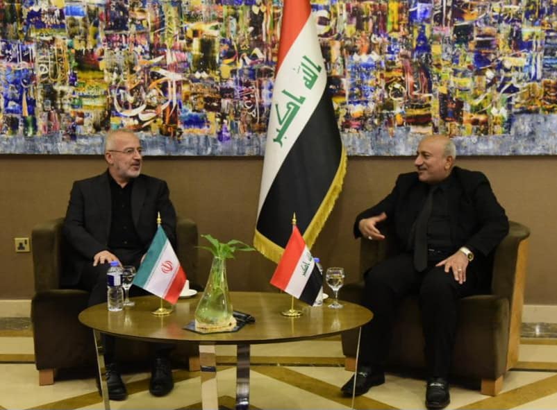 محافظ مدينة قم الايرانية يزور كربلاء ويلتقي بمحافظها