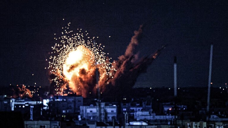 بضربات جوية.. إسرائيل تقتل ستة قادة بحرکة “حماس” في غزة