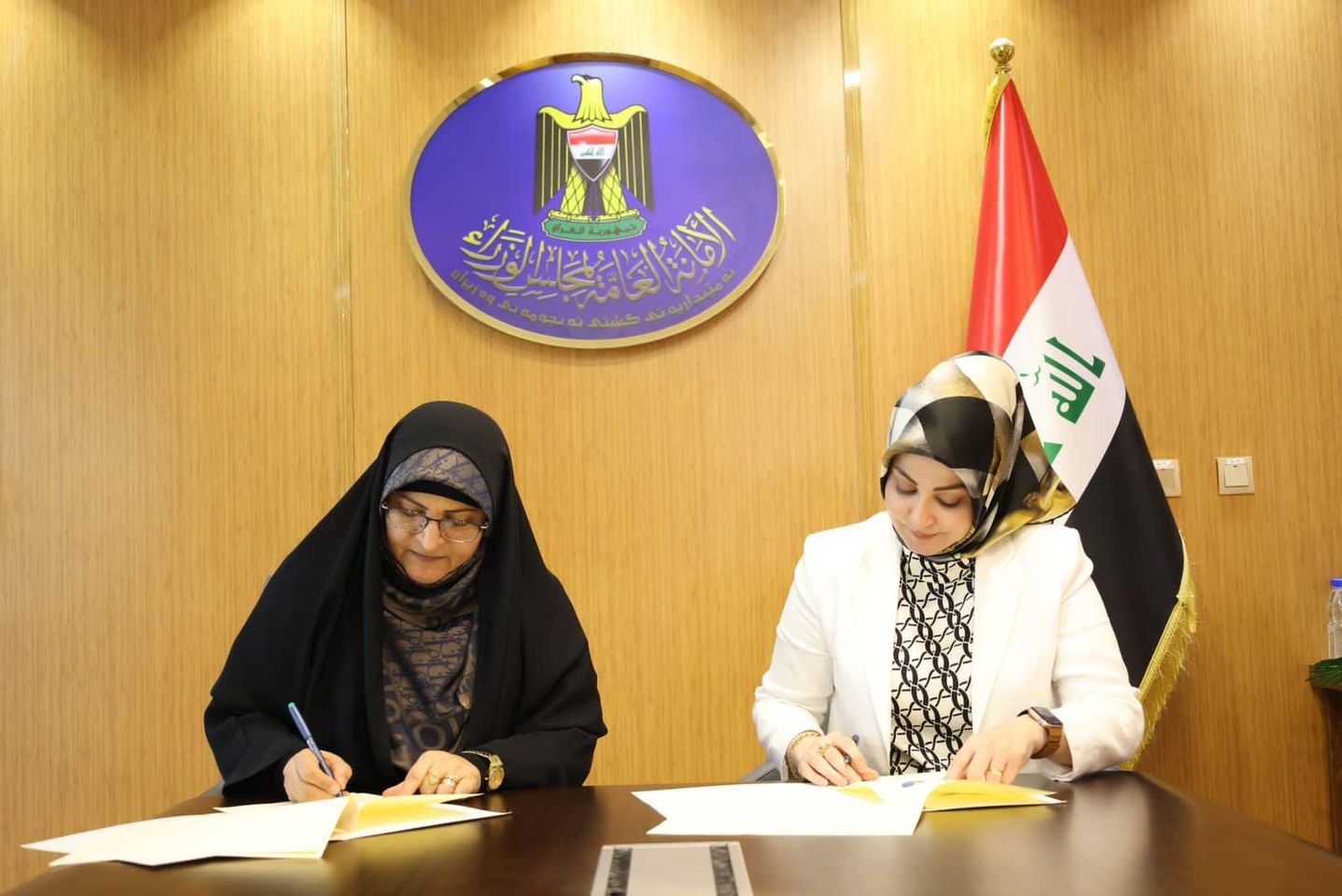 مذكرة تعاون بين دائرة تمكين المرأة العراقية في مجلس الوزراء وجامعة الزهراء للبنات لمعالجة قضايا المرأة والأسرة